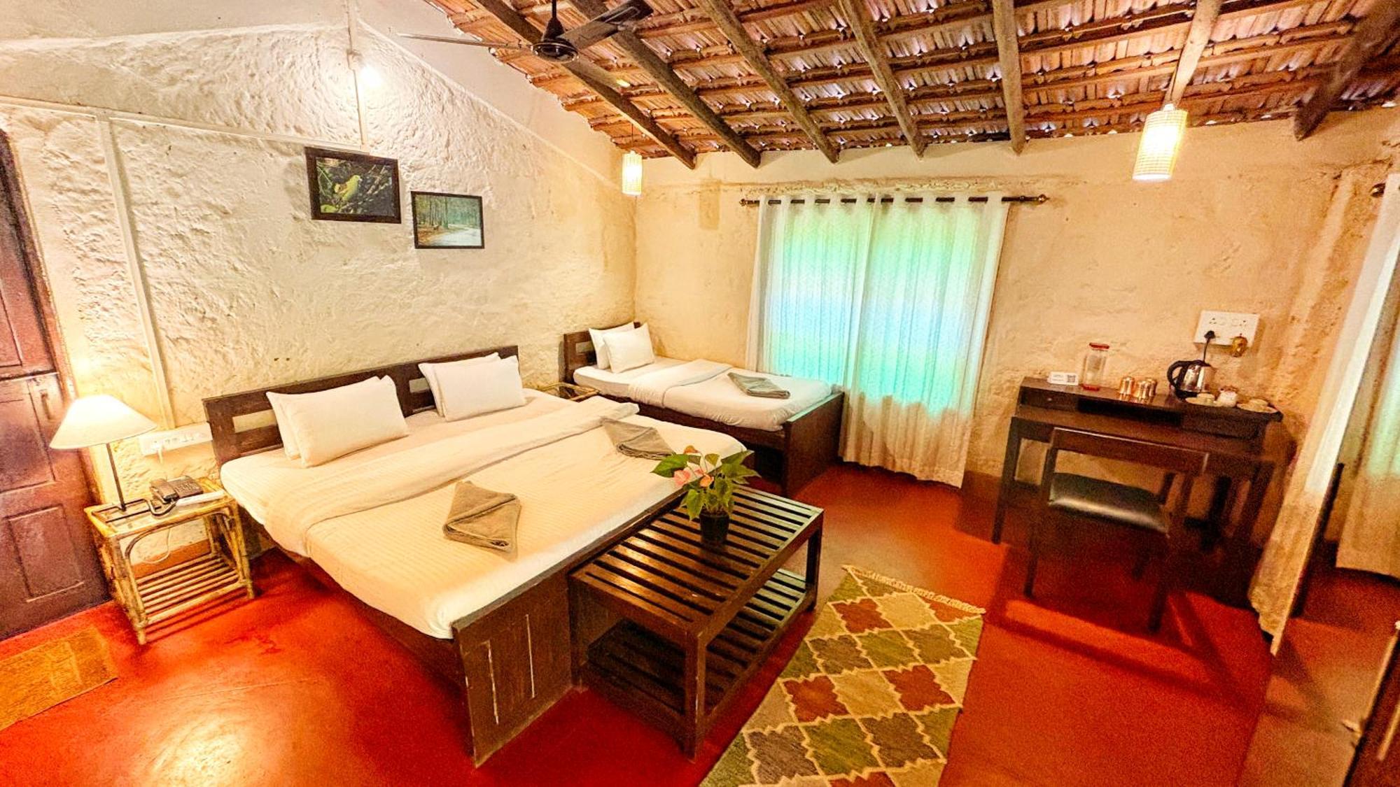 Nature'S Nest Eco Resort Goa, Near Dudhsagar Waterfalls Molem ภายนอก รูปภาพ