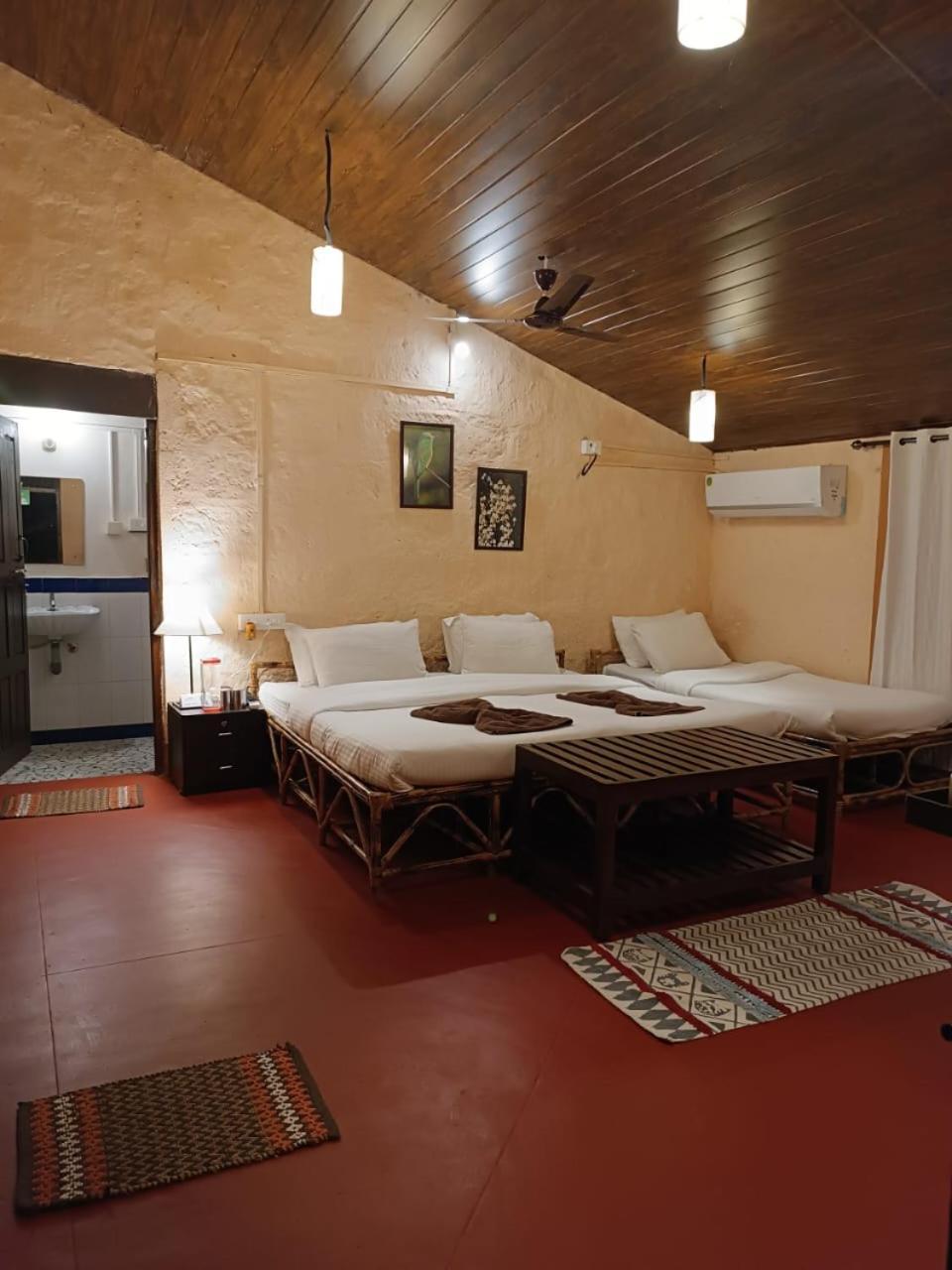 Nature'S Nest Eco Resort Goa, Near Dudhsagar Waterfalls Molem ภายนอก รูปภาพ